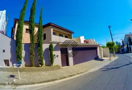 Sobrado com 6 Quartos à venda, 496m² no Jardim Pagliato, Sorocaba