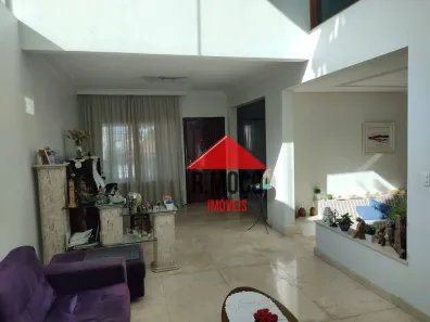 Sobrado com 3 Quartos à venda, 387m² no Cidade Patriarca, São Paulo