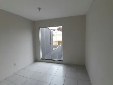 Casa com 2 Quartos para alugar, 64m² no Bom Jesus, Contagem
