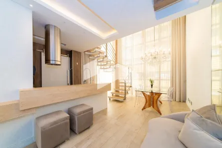 Apartamento com 2 Quartos para alugar, 112m² no Batel, Curitiba