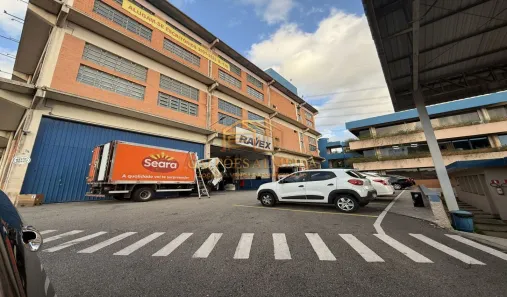 Galpão/Depósito/Armazém para alugar, 750m² no Vila Sulina, São Paulo