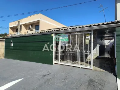 Casa com 2 Quartos para alugar, 56m² no Centro, Canoas