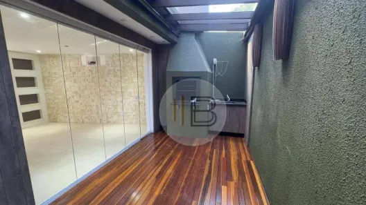 Casa de Condomínio com 3 Quartos à venda, 194m² no Santa Felicidade, Curitiba