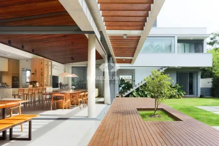 Casa com 4 Quartos à venda, 314m² no Ponta das Canas, Florianópolis