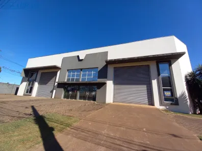 Galpão/Depósito/Armazém para alugar, 681m² no Parque Industrial Bandeirantes, Maringá