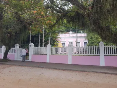 Casa com 6 Quartos à venda, 200m² no Paquetá, Rio de Janeiro