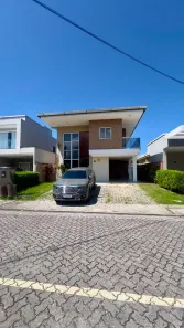 Casa de Condomínio com 3 Quartos para alugar, 206m² no Urucunema, Eusébio