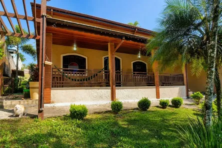 Casa com 3 Quartos à venda, 240m² no Represa, Ribeirão Pires