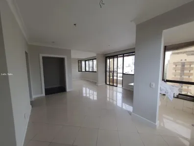 Apartamento com 3 Quartos à venda, 189m² no Gonzaga, Santos