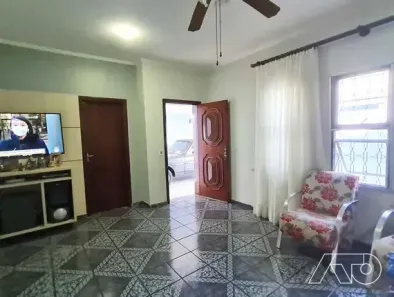 Casa com 2 Quartos à venda, 175m² no Pompéia, Piracicaba