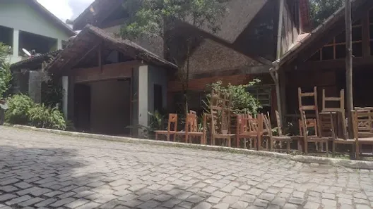 Ponto Comercial à venda, 200m² no Sana, Macaé