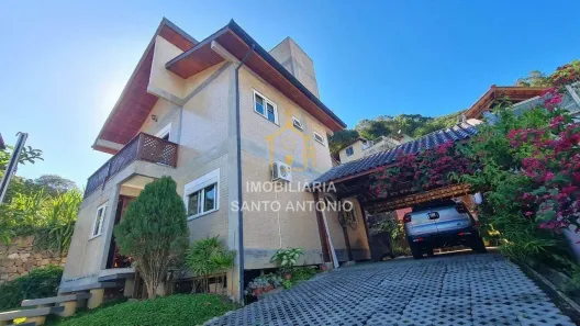 Casa com 3 Quartos à venda, 195m² no Sambaqui, Florianópolis