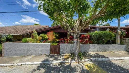 Casa com 4 Quartos à venda, 320m² no Alpes Suiços, Gravatá