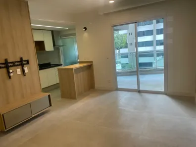 Apartamento com 2 Quartos para alugar, 70m² no Moema, São Paulo
