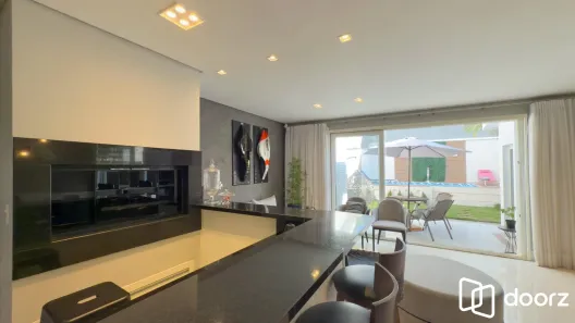 Casa com 4 Quartos à venda, 386m² no Vila Jardim, Porto Alegre