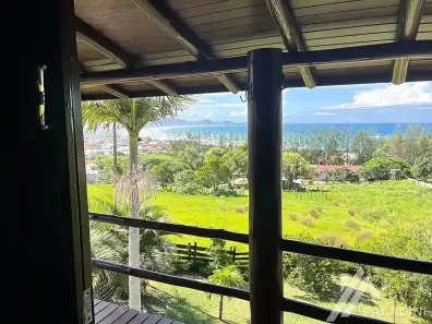 Casa com 3 Quartos à venda, 240m² no Vila Esperanca, Imbituba