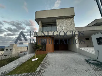Casa de Condomínio com 4 Quartos à venda, 162m² no Vila Cabral, Campina Grande