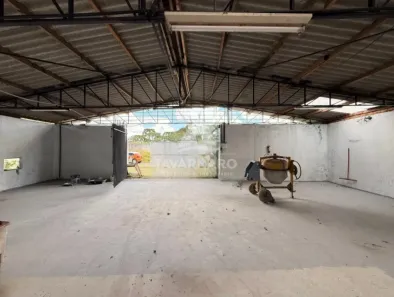 Galpão/Depósito/Armazém para alugar, 225m² no Uvaranas, Ponta Grossa