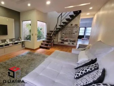 Sobrado com 3 Quartos à venda, 272m² no Vila Nogueira, Diadema