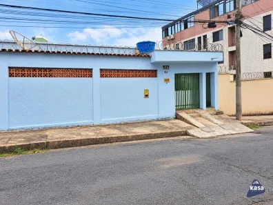 Casa com 3 Quartos à venda, 199m² no Padre Eustáquio, Belo Horizonte