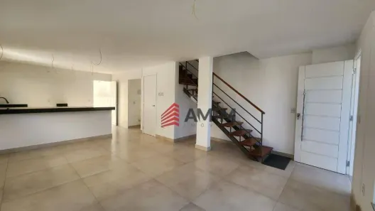 Casa de Condomínio com 3 Quartos à venda, 150m² no Piratininga, Niterói