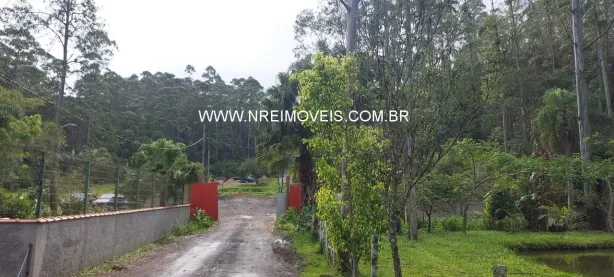 Fazenda/Sítio com 2 Quartos à venda, 33258m² no Parelheiros, São Paulo