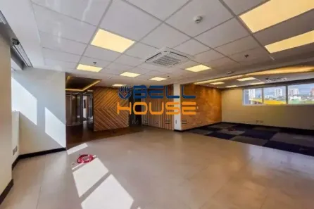 Sala Comercial para alugar, 187m² no Vila Bastos, Santo André