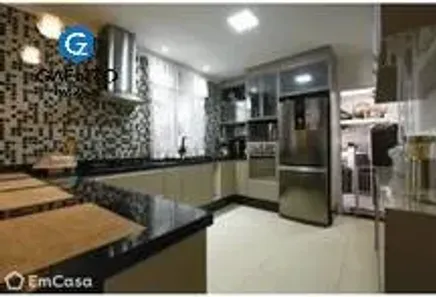 Sobrado com 4 Quartos à venda, 215m² no Bela Vista, Osasco