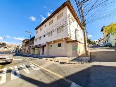 Apartamento com 2 Quartos para alugar, 80m² no Centro, Poços de Caldas
