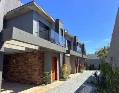 Sobrado com 2 Quartos à venda, 120m² no , Garopaba