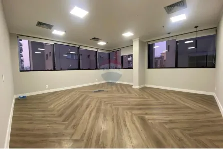 Sala Comercial com 3 Quartos para alugar, 103m² no Itaim Bibi, São Paulo