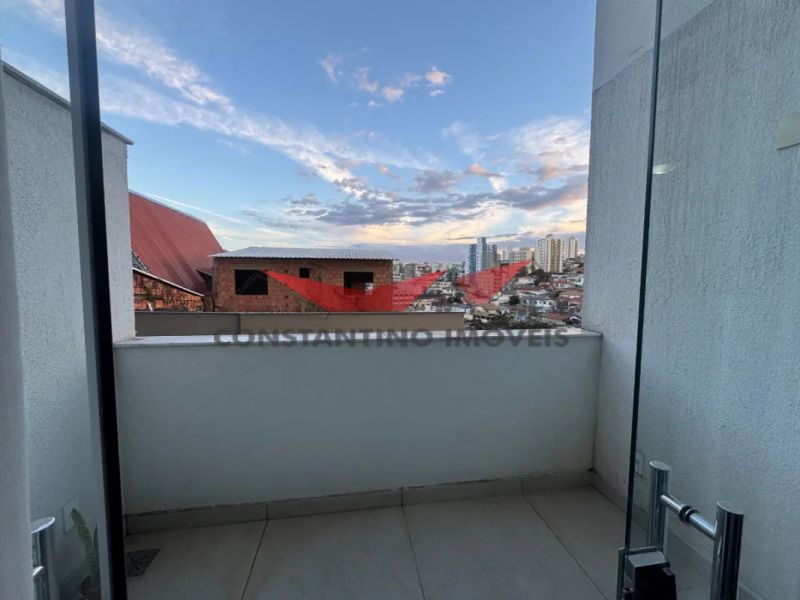 Apartamento com 3 quartos — Sagrada Família, Belo Horizonte