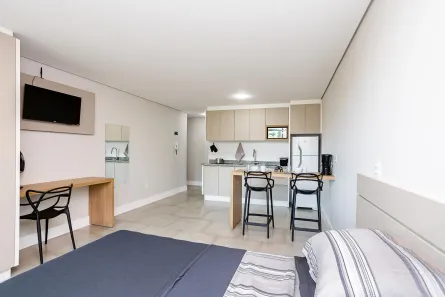 Apartamento com 1 Quarto para alugar, 27m² no Bigorrilho, Curitiba