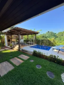 Casa de Condomínio com 4 Quartos à venda, 450m² no Itapuã, Salvador