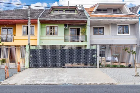 Sobrado com 3 Quartos à venda, 147m² no Fazendinha, Curitiba