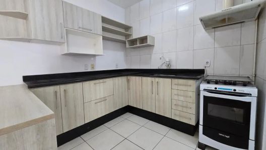 Casa de Condomínio com 2 Quartos à venda, 47m² no Wanel Ville, Sorocaba