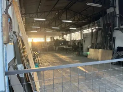 Galpão/Depósito/Armazém à venda, 341m² no Jardim Simus, Sorocaba