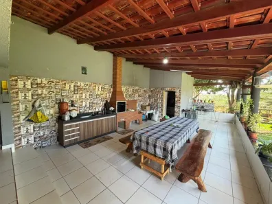 Fazenda/Sítio com 3 Quartos à venda, 1800m² no , Guapó