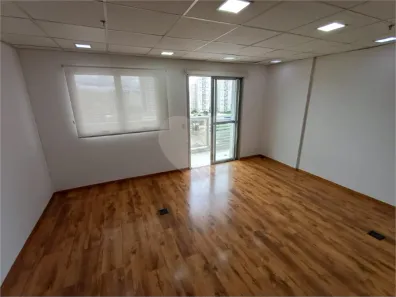 Sala Comercial para alugar, 50m² no Várzea da Barra Funda, São Paulo