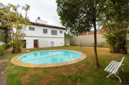 Casa com 4 Quartos para venda ou aluguel, 297m² no Interlagos, São Paulo