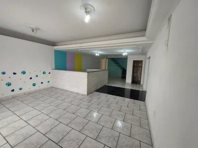 Imóvel Comercial com 3 Quartos para alugar, 300m² no Parque das Laranjeiras, Sorocaba