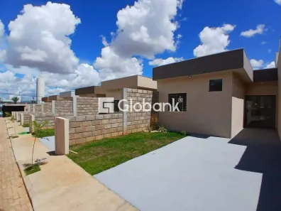 Casa com 2 Quartos à venda, 60m² no Alterosas, Montes Claros