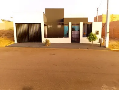 Casa com 3 Quartos à venda, 130m² no , Primavera do Leste