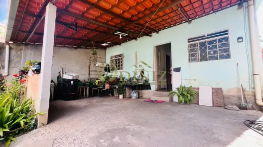Casa com 3 Quartos à venda, 117m² no Jardim das Alterosas - 2ª Seção, Betim