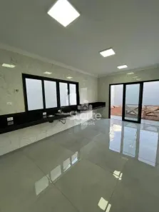 Casa com 3 Quartos à venda, 180m² no Santa Mônica, Uberlândia