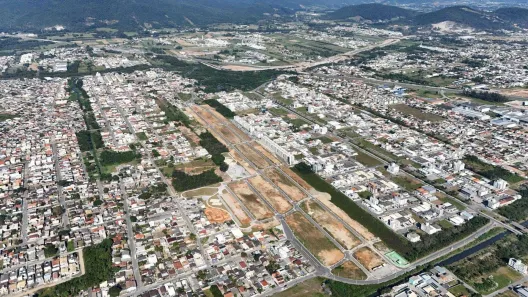 Lote/Terreno à venda, 250m² no Nova Palhoça, Palhoça