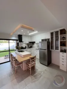 Casa com 4 Quartos à venda, 131m² no Campeche, Florianópolis