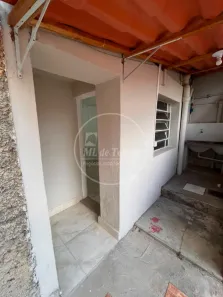 Casa com 1 Quarto para alugar, 30m² no Floresta, Belo Horizonte