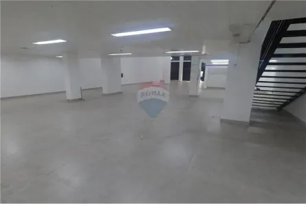 Ponto Comercial para alugar, 470m² no Centro, Juiz de Fora