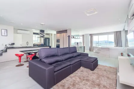 Apartamento com 3 Quartos à venda, 180m² no Centro, Balneário Camboriú